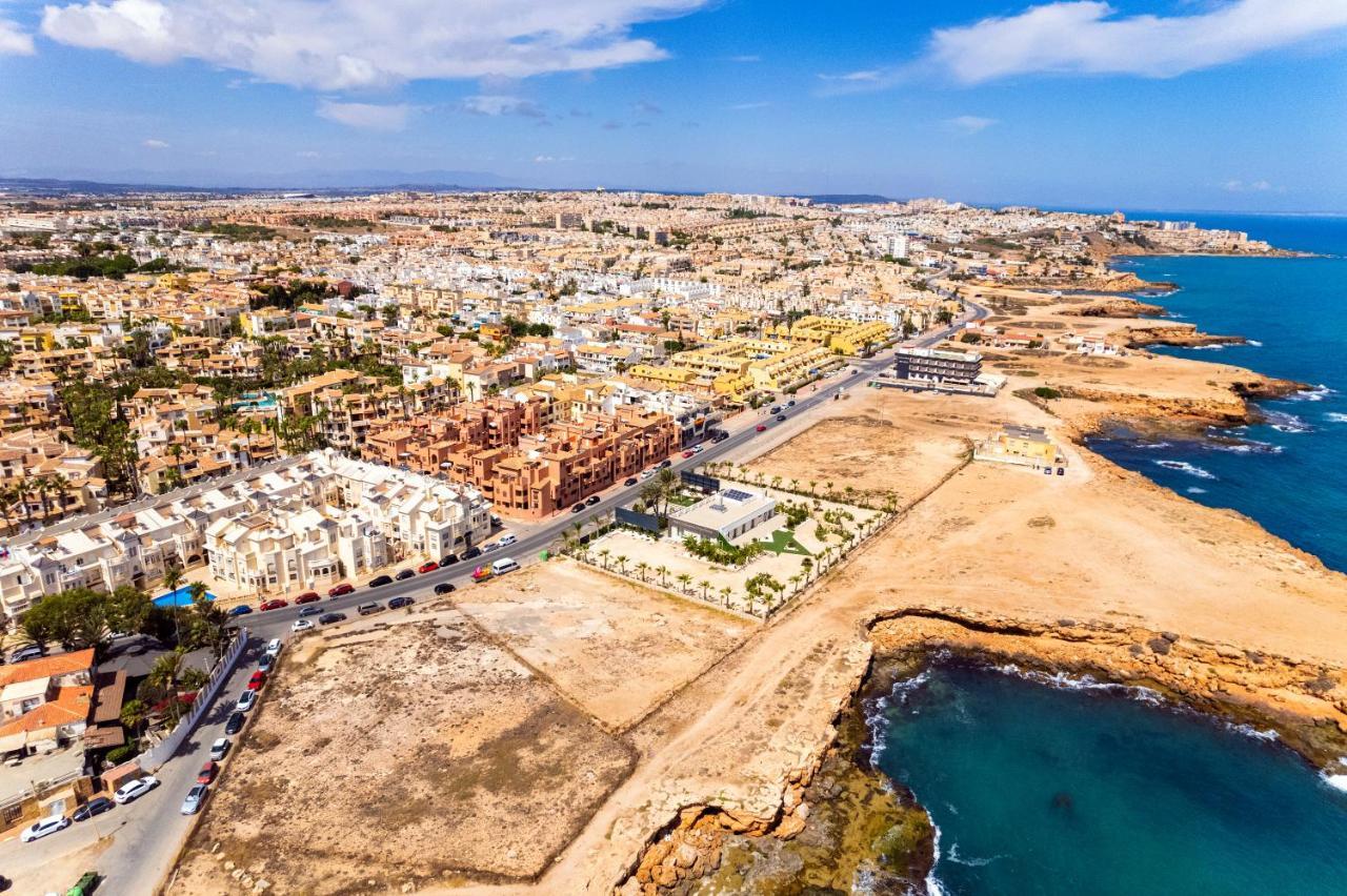 Beach And Рool Τορεβιέχα Εξωτερικό φωτογραφία